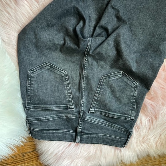 Ladies Topshop Black Jamie Jeans - Picture 4 of 11